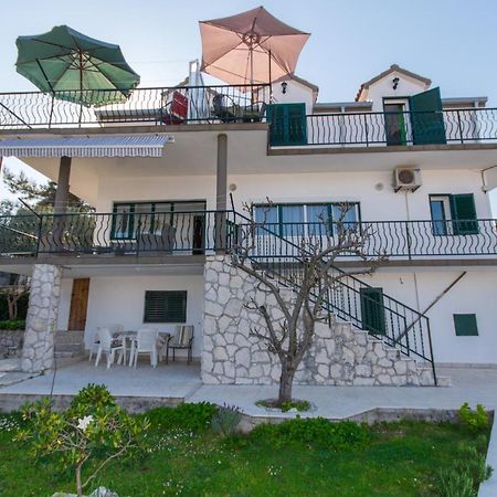 Apartments By The Sea Slatine, Ciovo - 1126 تروغير المظهر الخارجي الصورة