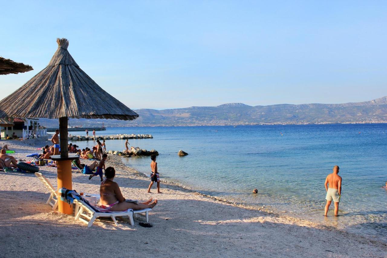 Apartments By The Sea Slatine, Ciovo - 1126 تروغير المظهر الخارجي الصورة