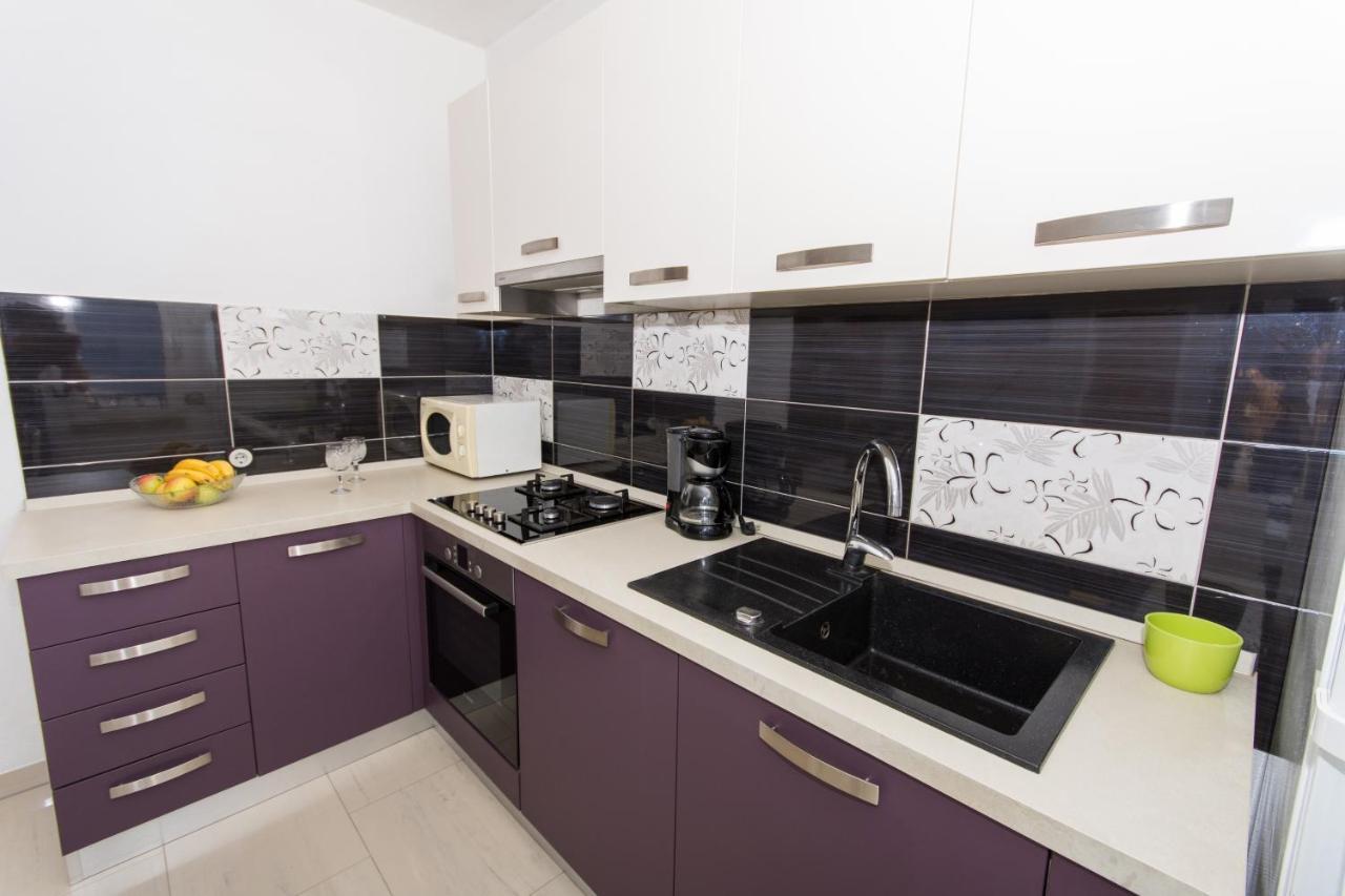 Apartments By The Sea Slatine, Ciovo - 1126 تروغير المظهر الخارجي الصورة