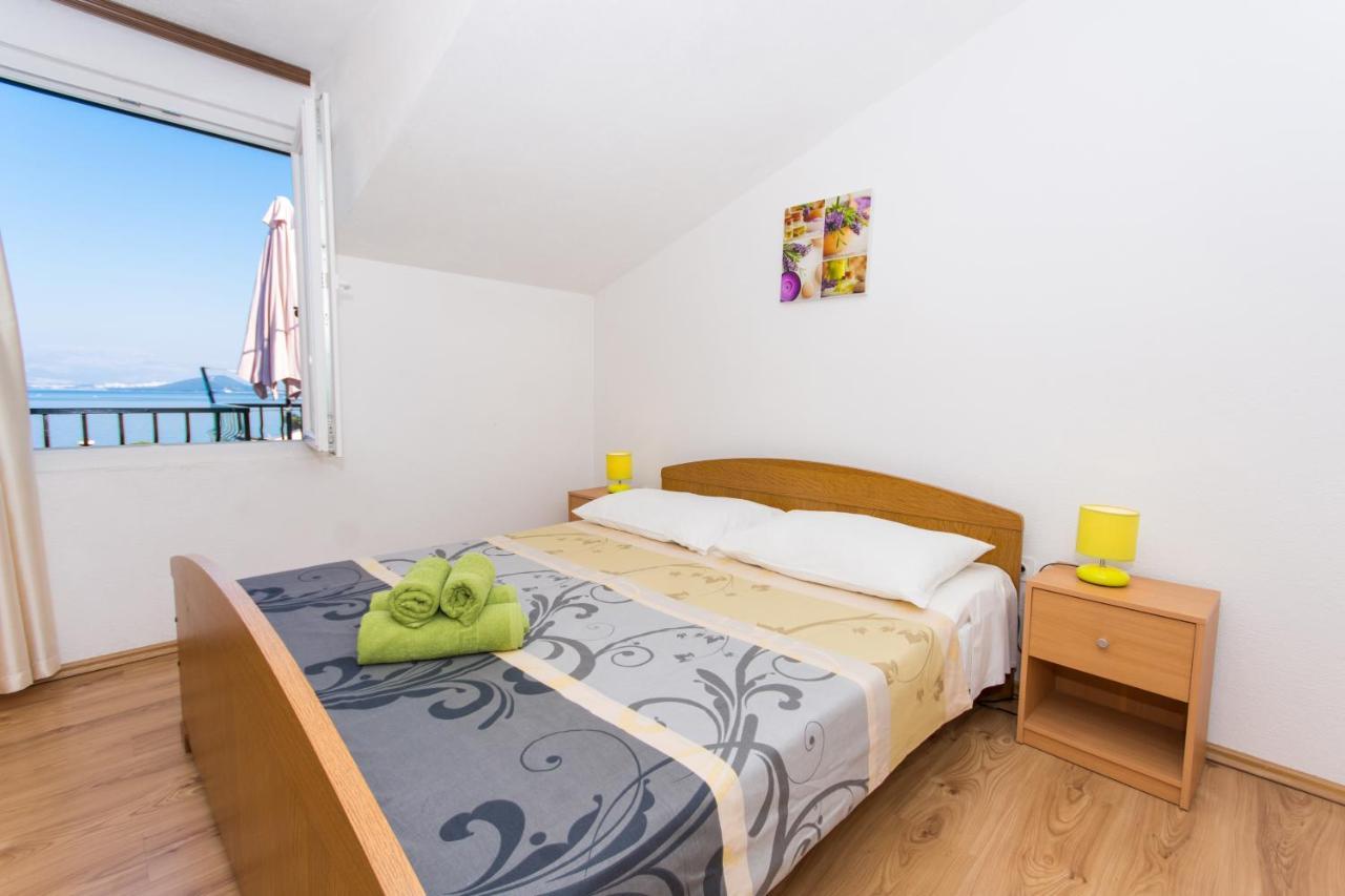Apartments By The Sea Slatine, Ciovo - 1126 تروغير المظهر الخارجي الصورة