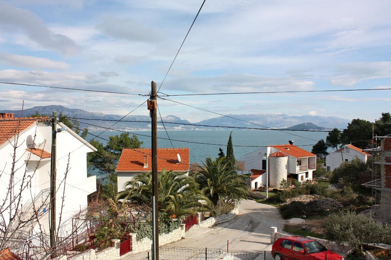 Apartments By The Sea Slatine, Ciovo - 1126 تروغير المظهر الخارجي الصورة